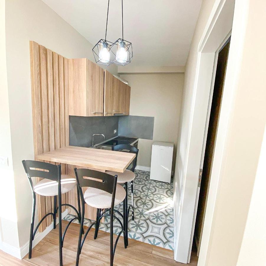 Skyline View 2Br Apartment Тирана Екстер'єр фото